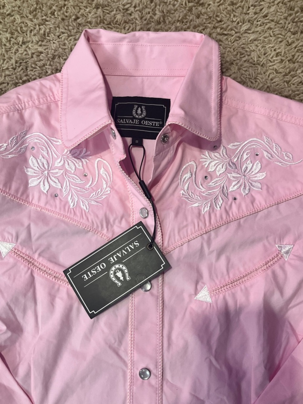 Western Pink Button-Up Shirt with White Embroidery - Picture 4 of 5